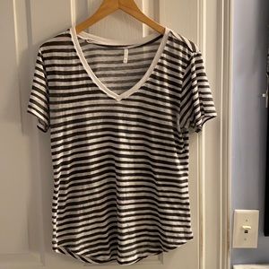 Zsupply tee shirt. Casual and flowy